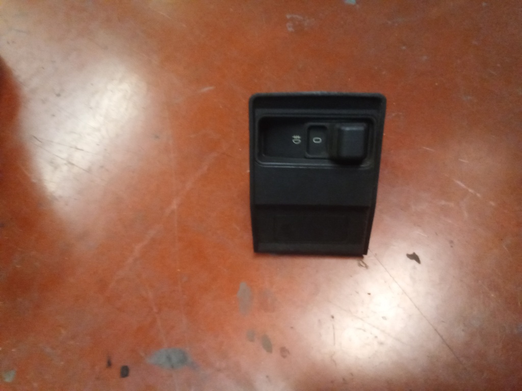 Boton luz antiniebla BMW e34 1998