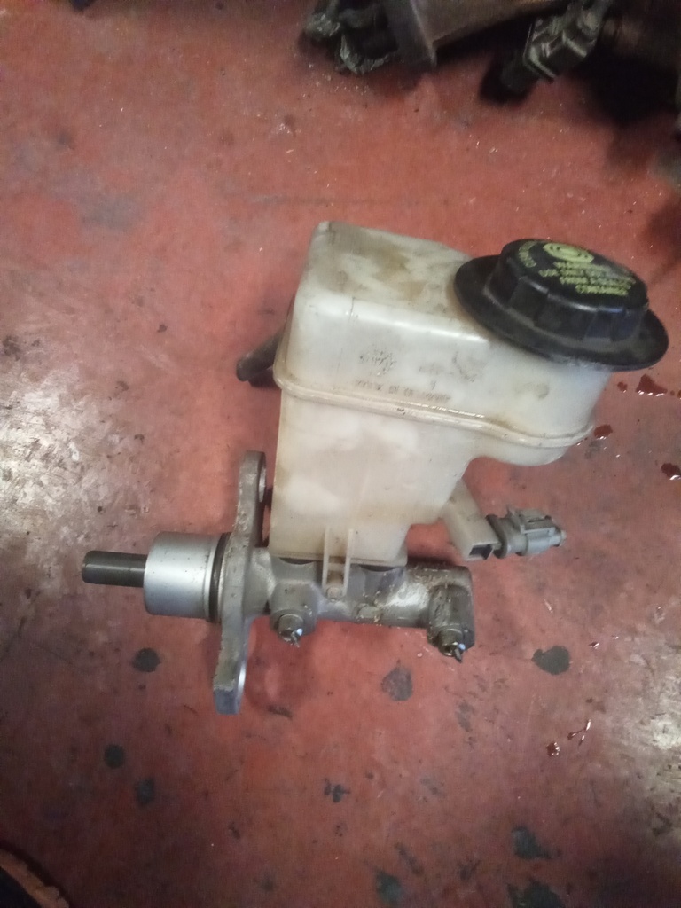 Bomba de freno Opel vectra c 2.0 cdti '02