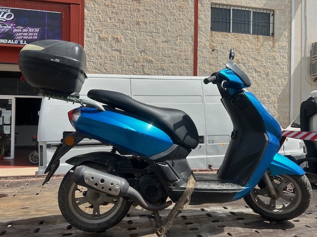 0454 PEUGEOT KYSBEE 50CC 2016