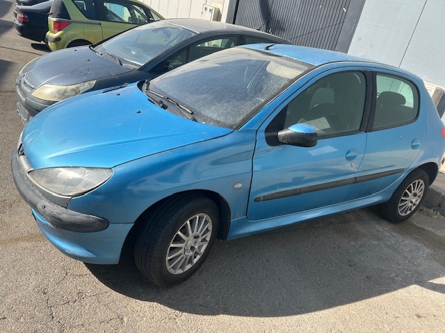 0463 PEUGEOT 206 1.4 GASOLINA 2002
