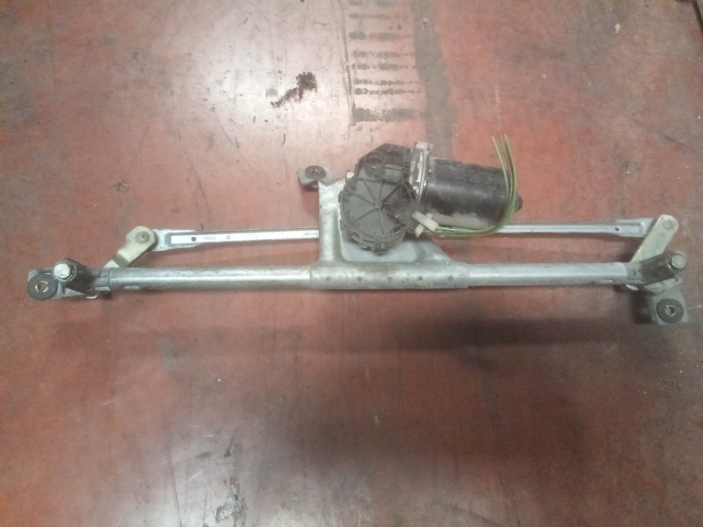 Motor limpia delantero Volkswagen polo '98