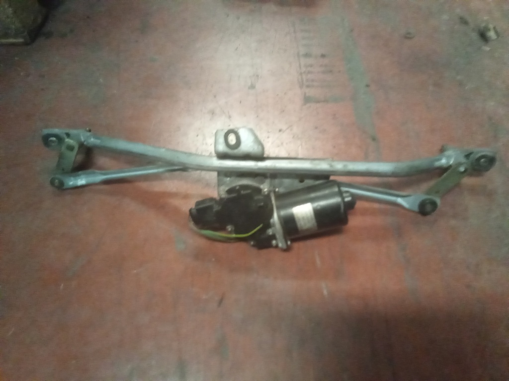 Motor limpia delantero audi a4 '98