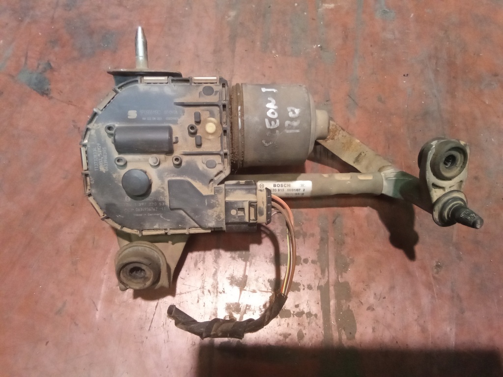 Motor limpia delantero izquierdo seat león '08