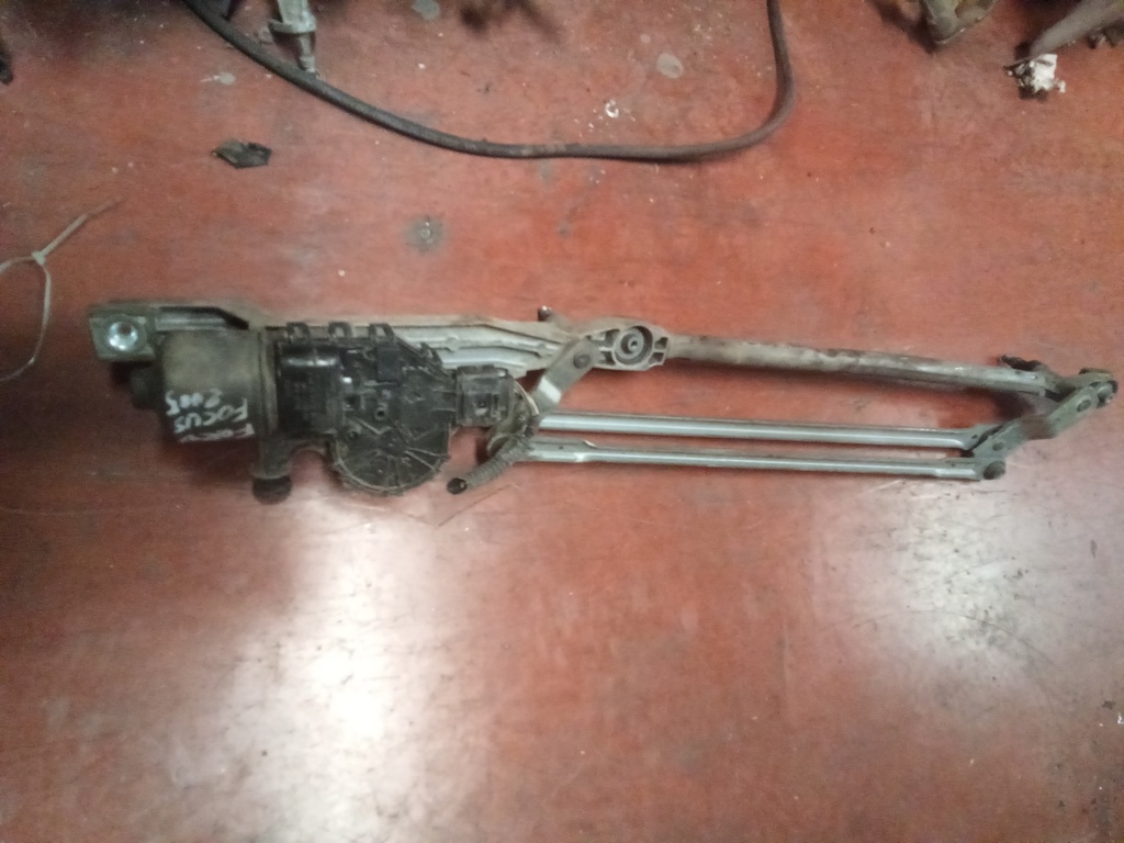 Motor limpia delantero Ford focus '05