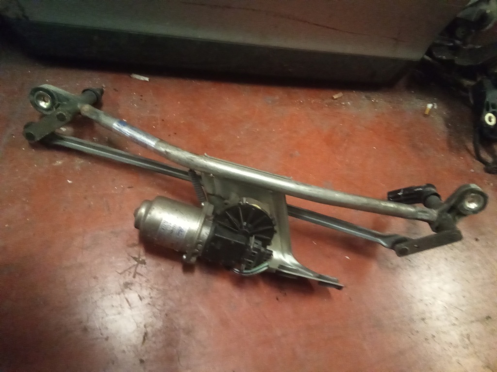 Motor limpia delantero Ford transit connect '06