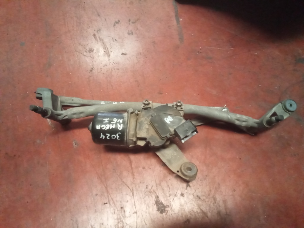 Motor limpia delantero Renault megane II '05