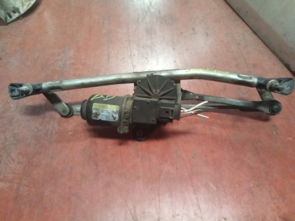 Motor limpia delantero Peugeot Bipper '08