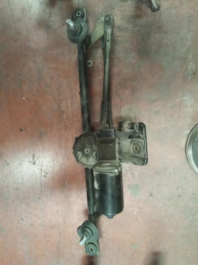 Motor limpia delantero Kia sportage '04