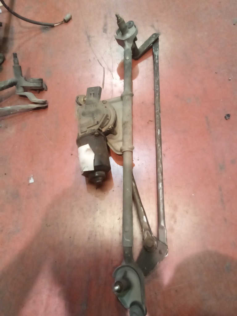 Motor limpia Chrysler pt cruiser '02