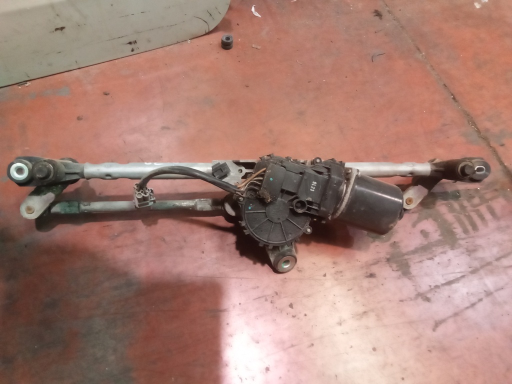 Motor limpia delantero Chevrolet Aveo '10