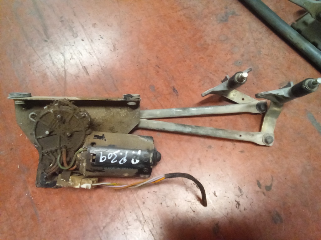 Motor limpia Peugeot 309 '91