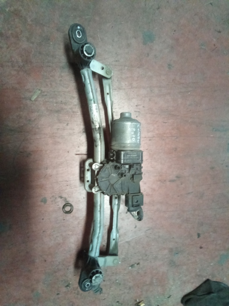 Motor limpia delantero Opel combo d '10