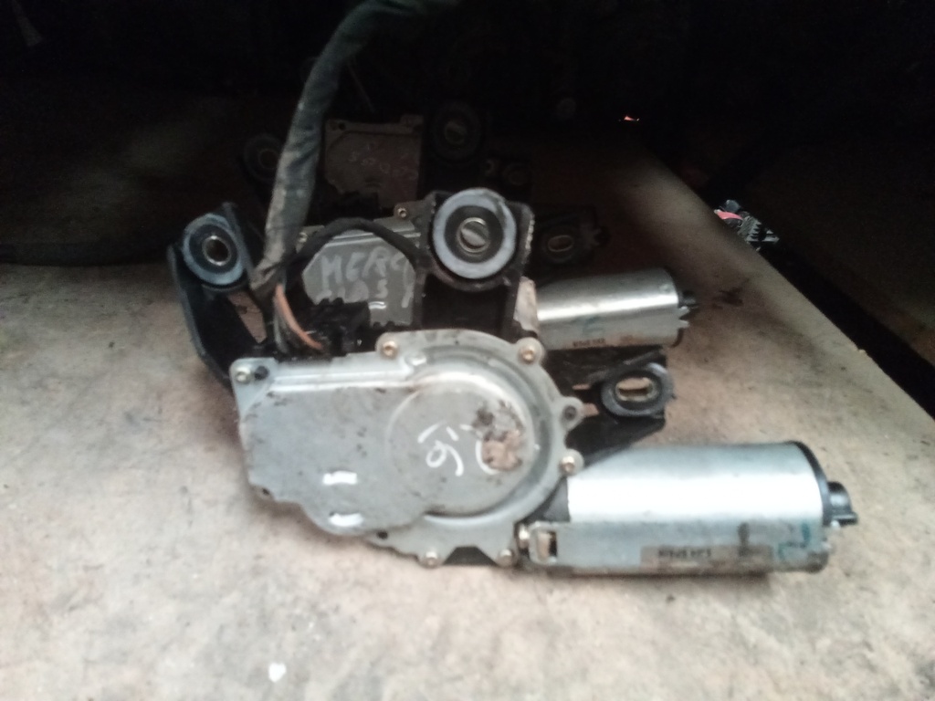 Motor limpia trasero Mercedes clase a w168 '01