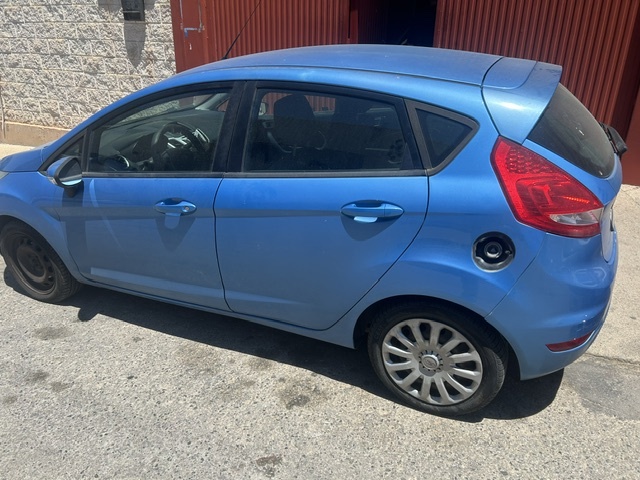 0492 FORD FIESTA 1.3i 2012