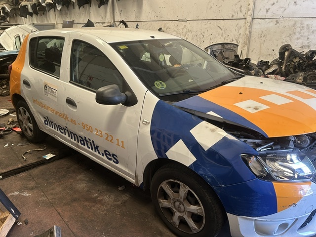 0502 DACIA SANDERO 1.5DCI 2014