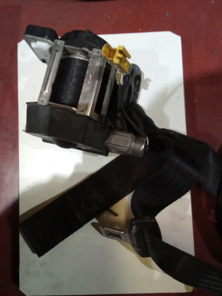 Cinturon delantero izquierdo 3p alfa 147 '04