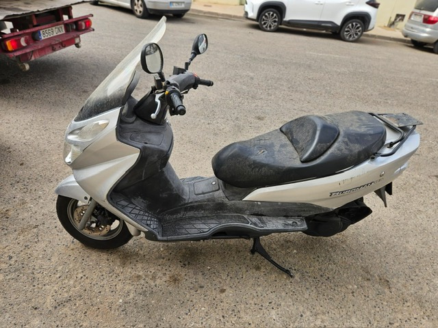 0567 SUZUKI BURGMAN 125cc 2005