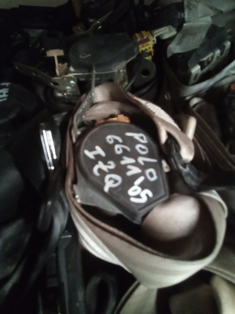 Cinturon delantero izquierdo 3p volkswagen polo '04