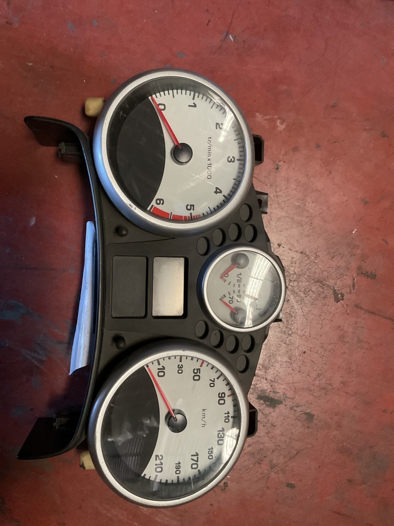 Cuadro instrumentos peugeot 207 año 2006