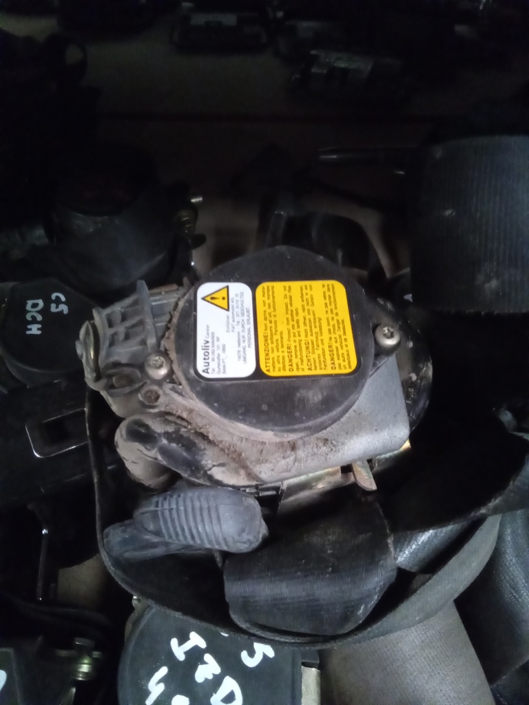 Cinturon delantero izquierdo fiat doblo '05