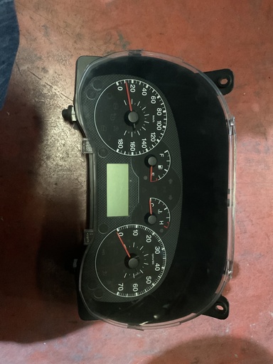 [1363506080] Cuadro instrumentos peugeot bipper 10