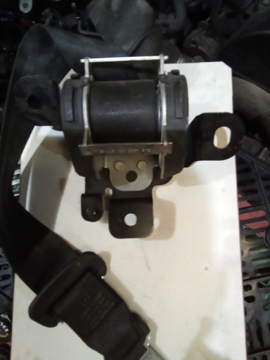 Cinturon trasero central nissan Qashqai '07