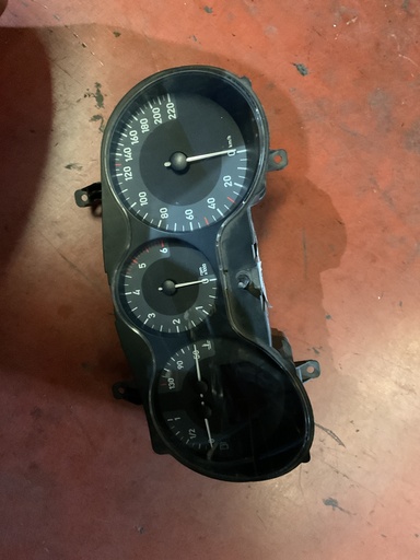 [1P0920804C] Cuadro instrumentos seat león 07