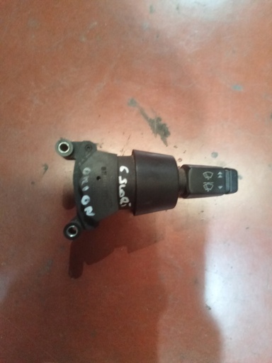 [AGI7K478] Mando de limpiaparabrisas ford scort '86