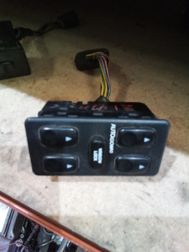 Botonera elevalunas izquierda hyundai galloper '94