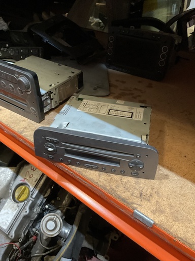 [034501] Radio alfa romeo  147 ‘09