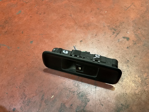 [Son referencia] Botonera eleva lunas tras. fiat ulysses ‘02