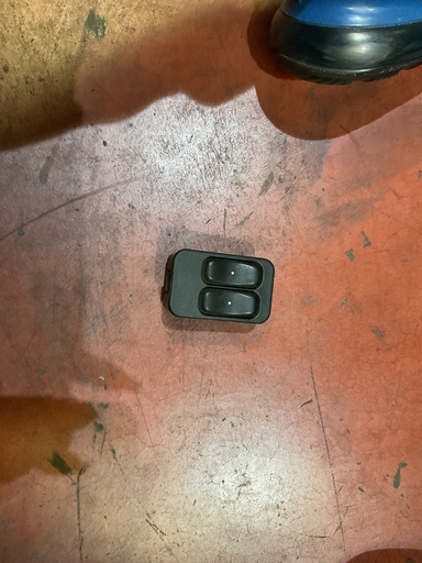 [24409205] Botonera eleva lunas opel Corsa Corsa c ‘05