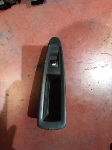 Botonera eleva lunas tras. citroen c4 '06