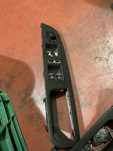 [1K4868049C] Botonera eleva lunas wolfwagen golf v ‘07