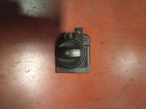 [1695452704] Mando de luces mercedes w168 '06