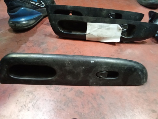 [Sin referencia] Botonera eleva lunas derecha daewoo matiz '00