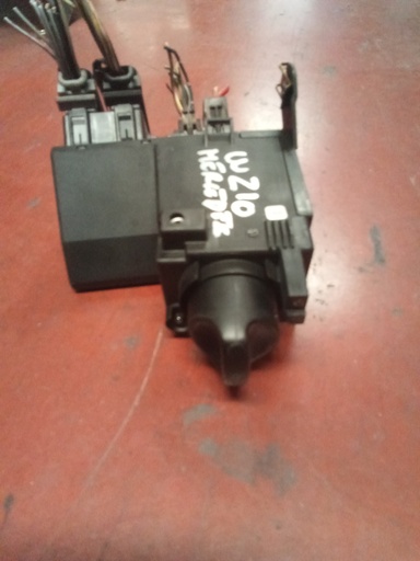 [2105450104] Mando de luces mercedes w210 '01