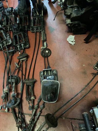 [9608161780] Palanca cambios 5 vel. citroen c3 ‘17