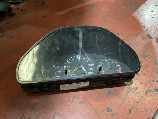 [87001311] Cuadro instrumentos mercedes clase c w203 ‘98