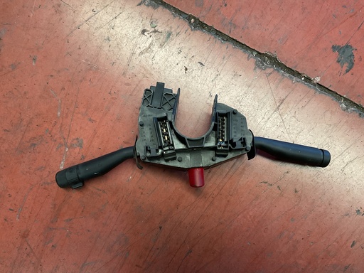 [94AG14K147C1A] Mando multifuncion ford fiesta ‘01