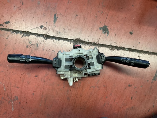 [83111FC06] Mando multifuncion subsru forester ‘01