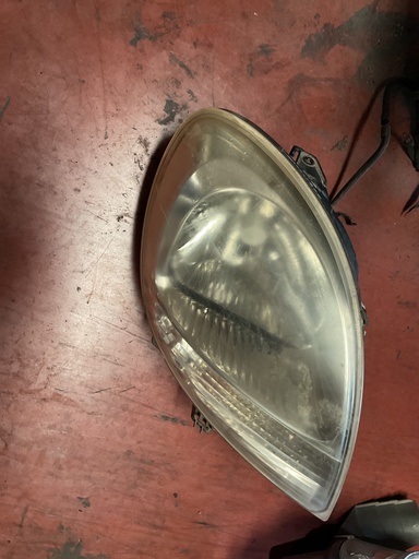 [8200236591] Faro derecho renault kangoo i