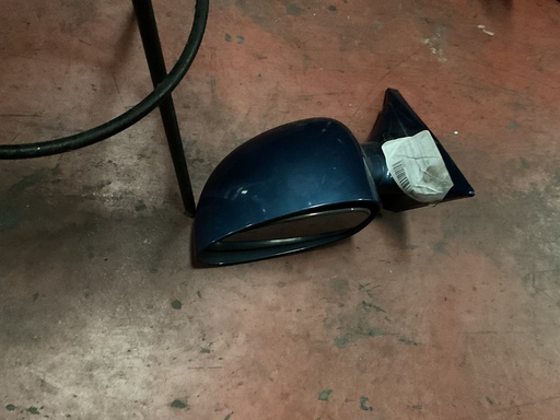 [Sin referencia] Retrovisor derecho BMW Serie 3 E46 ‘98