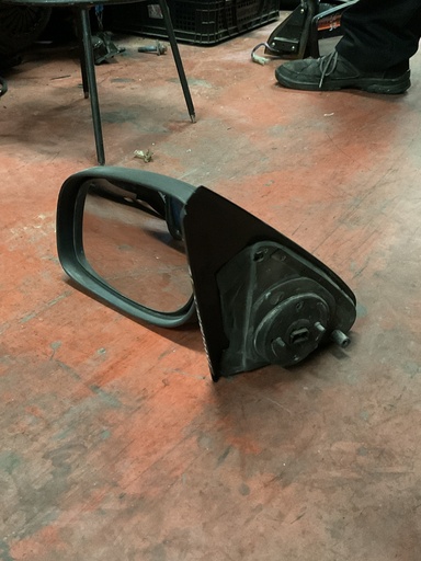 [Sin referencia] Retrovisor izquierdo Land Rover freelander ‘00