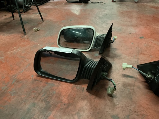 [Sin referencia] Retrovisor izquierdo rover 200 ‘96