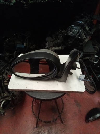 Retrovisor izquierdo rover 25 '00