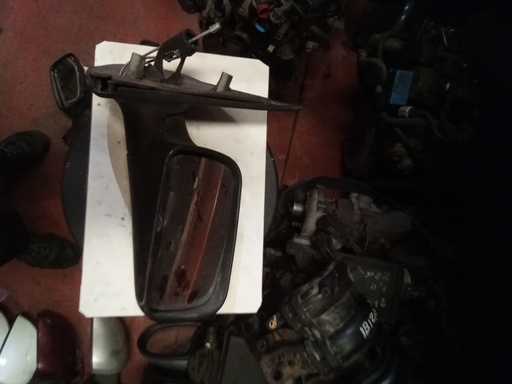 [0149301] Retrovisor derecho manual fiat punto '94