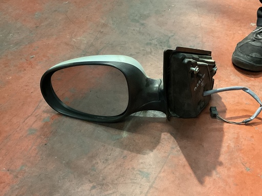 [021041] Retrovisor izquierdo fiat bravo ‘05