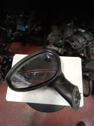 [011023] Retrovisor izquierdo fiat grande punto '10