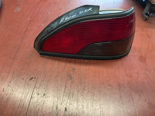 Piloto derecho peugeot 306 95